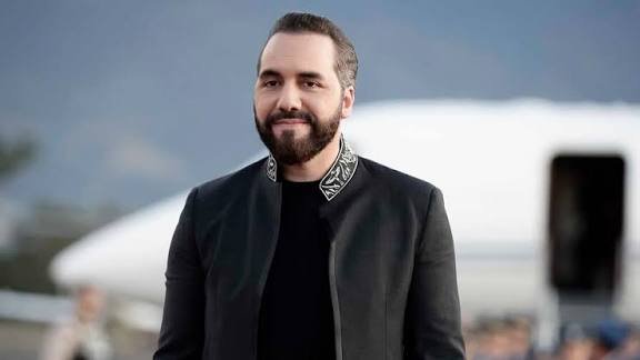 Bukele equilibra su alianza con Trump mientras consolida cooperación millonaria con China
