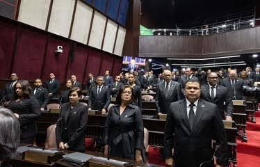 La reforma laboral se juega su futuro en la nueva legislatura ante llamados a aprobarla pronto