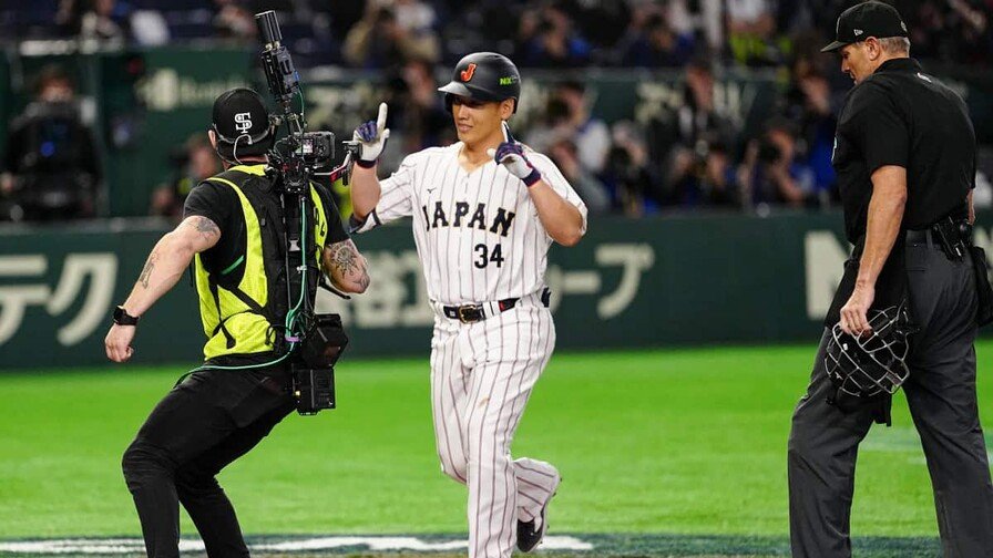 Japón supera a Australia y avanza a los cuartos del Clásico Mundial de Béisbol