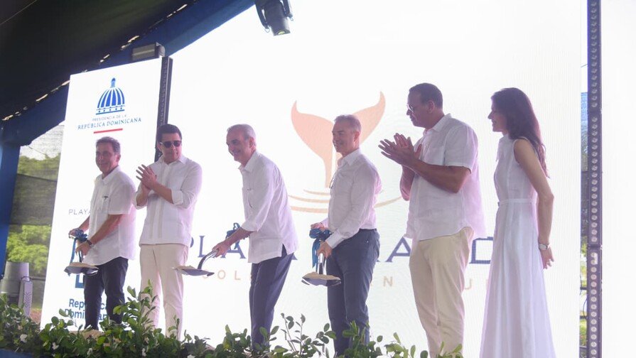 Alex Rodríguez resalta gestión de Abinader y Collado en proyecto del aeropuerto de Playa Grande