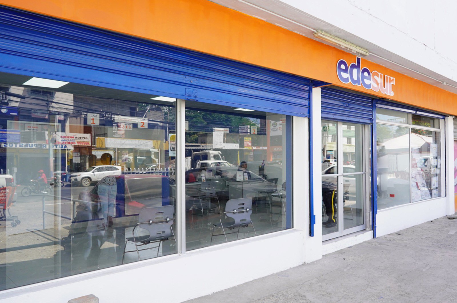 Edesur lleva Punto Expreso de Herrera a nuevo local para brindar un servicio más eficiente