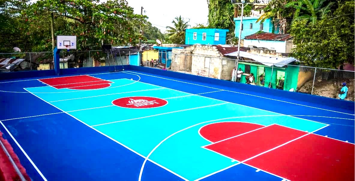 INEFI remoza canchas en tiempo récord: entrega 48 instalaciones deportivas en dos meses
