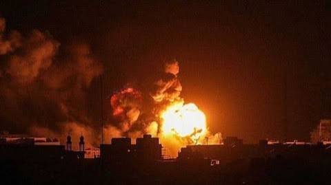 Pakistán bombardea de nuevo Afganistán
