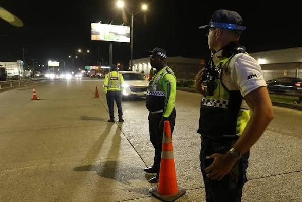 Inicia el toque de queda en 4 provincias de Ecuador por "guerra" contra crimen organizado