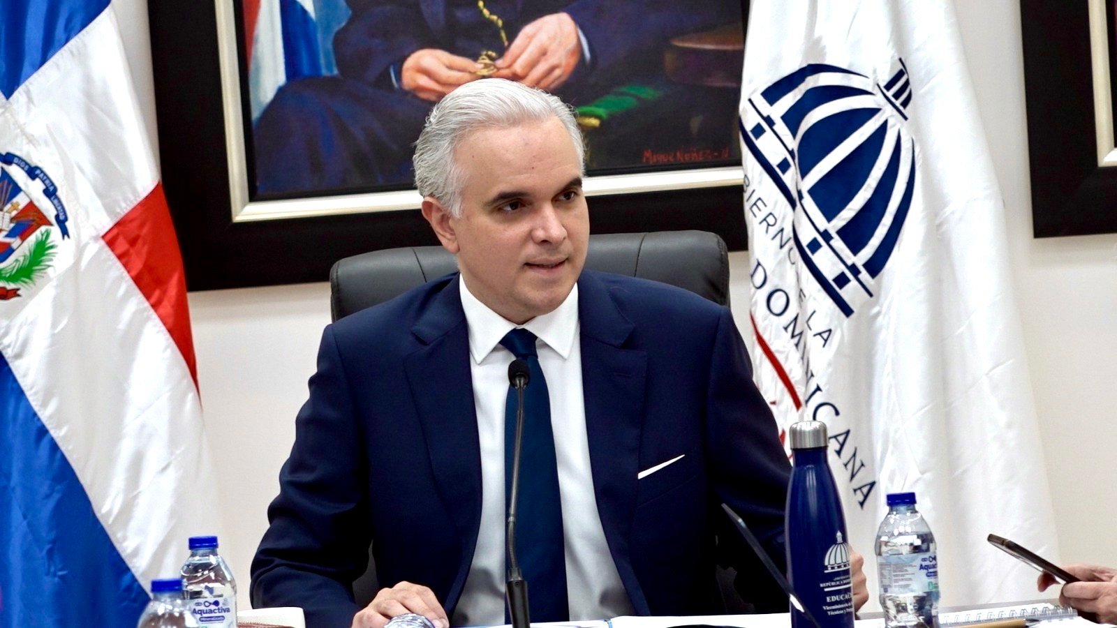 Luis Miguel De Camps encabeza tercera reunión de la Comisión para la Apertura del Año Escolar 2026-2027