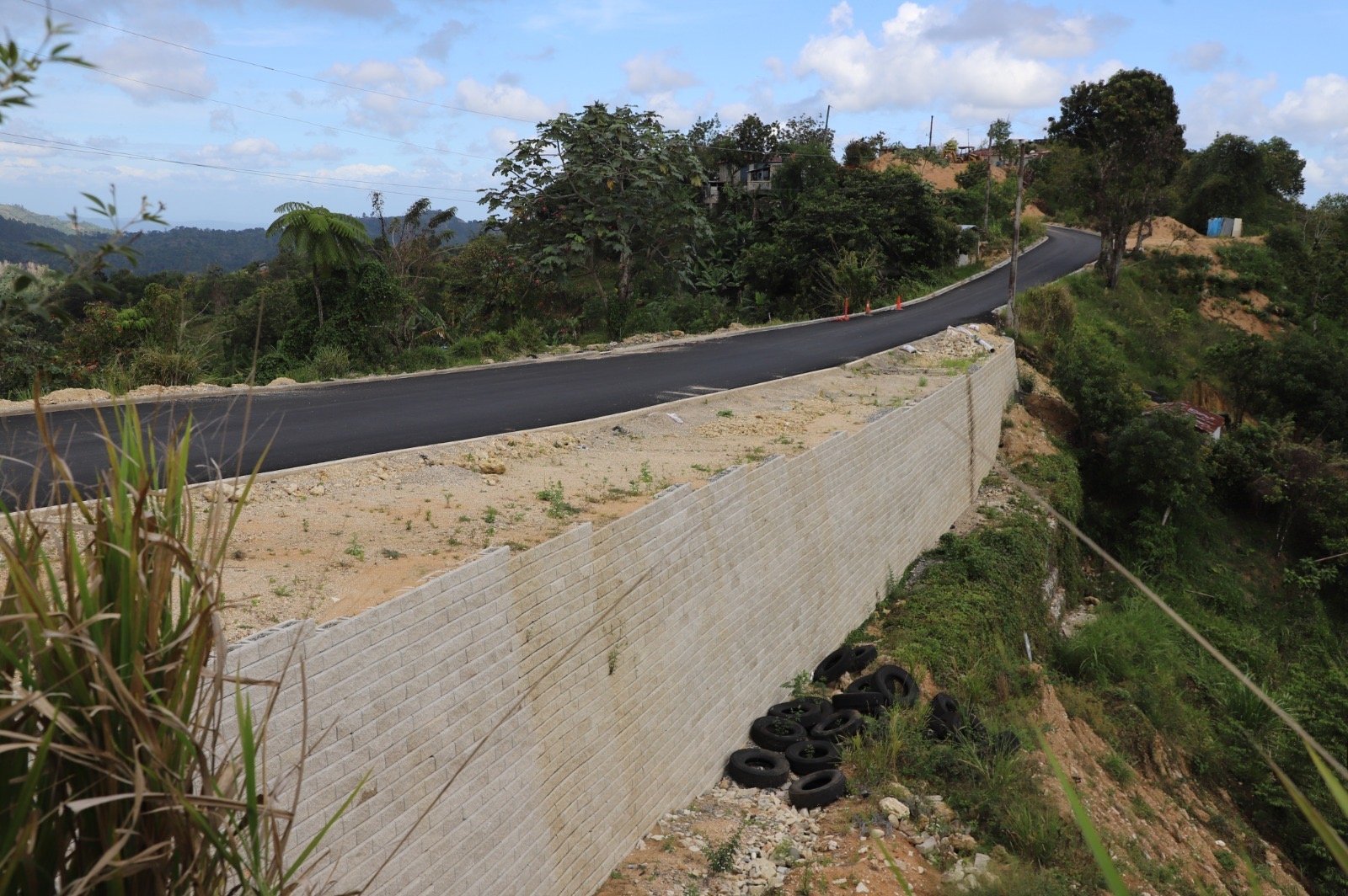 EGEHID avanza en la construcción de carretera El Guineo-Las 3 Veredas
