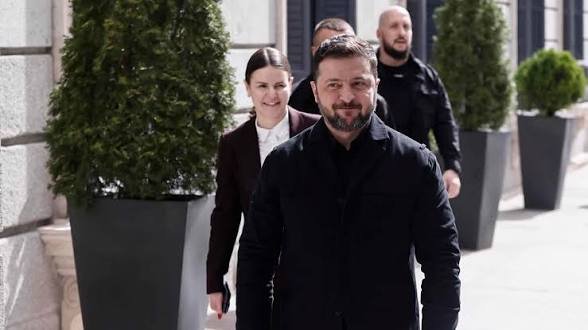 Zelenski aplaude medidas de Londres y otros Gobiernos europeos contra flota fantasma rusa