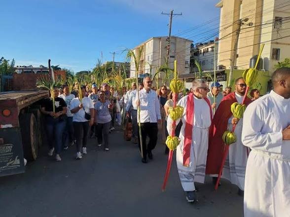 La iglesia Católica alerta sobre superficialidad e indiferencia social en inicio de Semana Santa