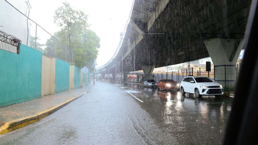Sábado Santo bajo lluvias: vaguada dejará aguaceros en gran parte del país