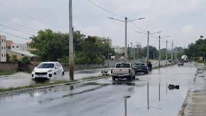 Fuertes lluvias causan estragos en varias provincias: 76 mil usuarios quedaron sin agua potable