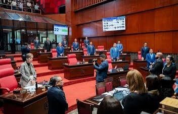 Los empleados de los diputados y sus bloques cuestan más de RD$33 millones cada mes
