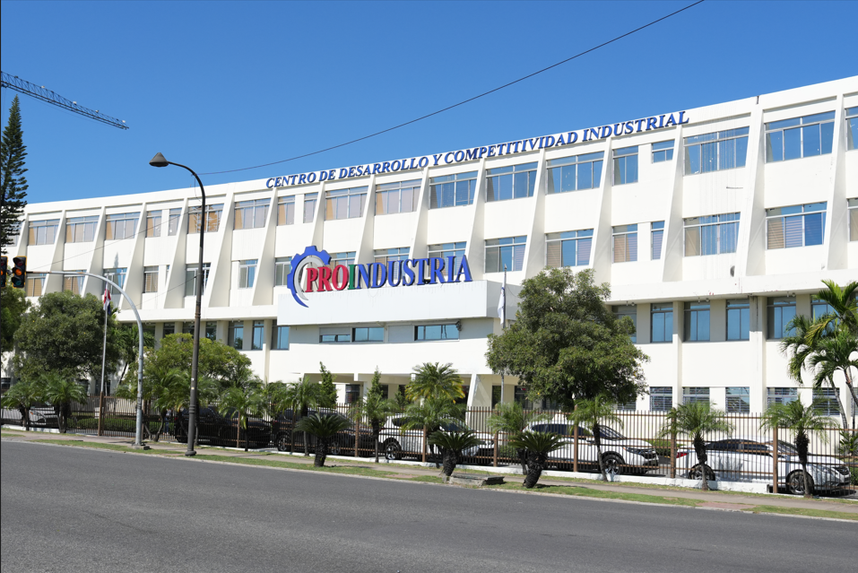 Proindustria alcanza calificación de 100 puntos en evaluación de Memoria Institucional y se posiciona en el lugar 16 del ranking público