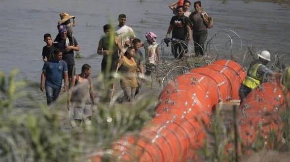Texas enfrenta nueva demanda contra la ley que permite arrestos de inmigrantes