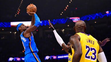 Thunder bajan de la nube a Lakers y Pistons rompen mala racha ante Cavs