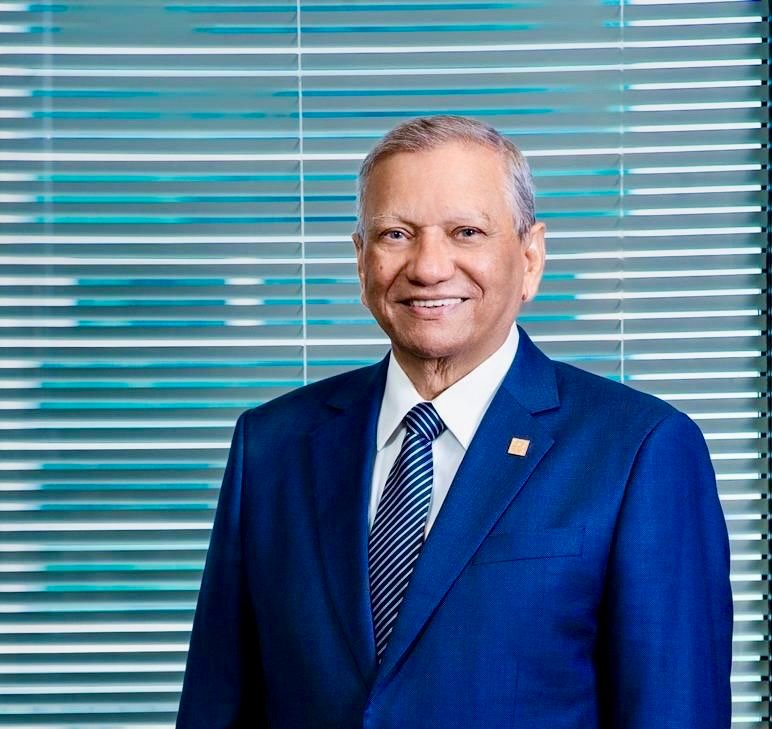 El doctor Leonardo Aguilera resalta capacidad del país para atraer inversión extranjera directa pese a la incertidumbre global