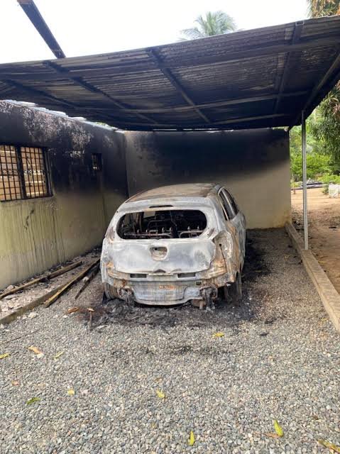 Encapuchado incendia una vivienda con familia dentro en una comunidad de La Vega