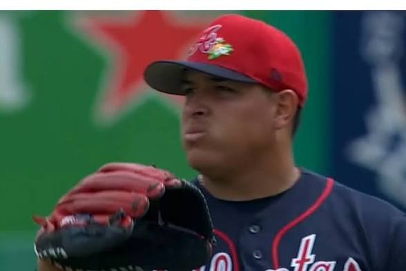 José Suárez pasa a los Atléticos en una movida que saca del roster al dominicano Junior Pérez