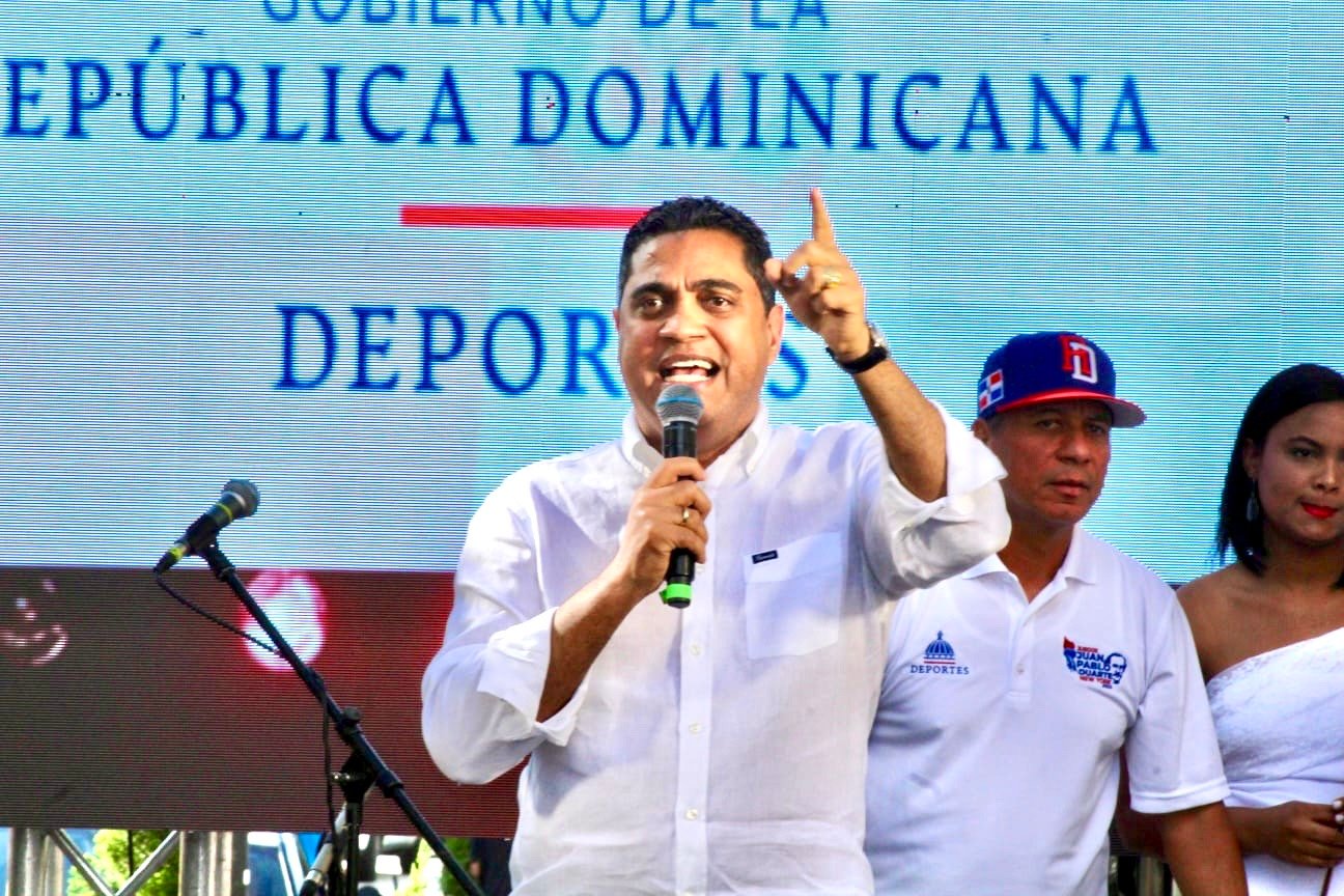 Kelvin Cruz hace licitación por casi 900 Millones de Pesos para construir Arena de la Vega y todavía no tiene los Terrenos 