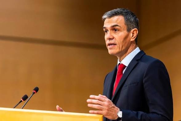 Sánchez reivindica el liderazgo de España en salud global con casos como el del hantavirus