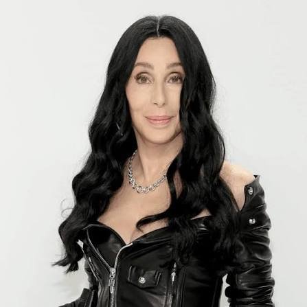 Cher celebra su cumpleaños: una vida de reinvención y desafíos familiares