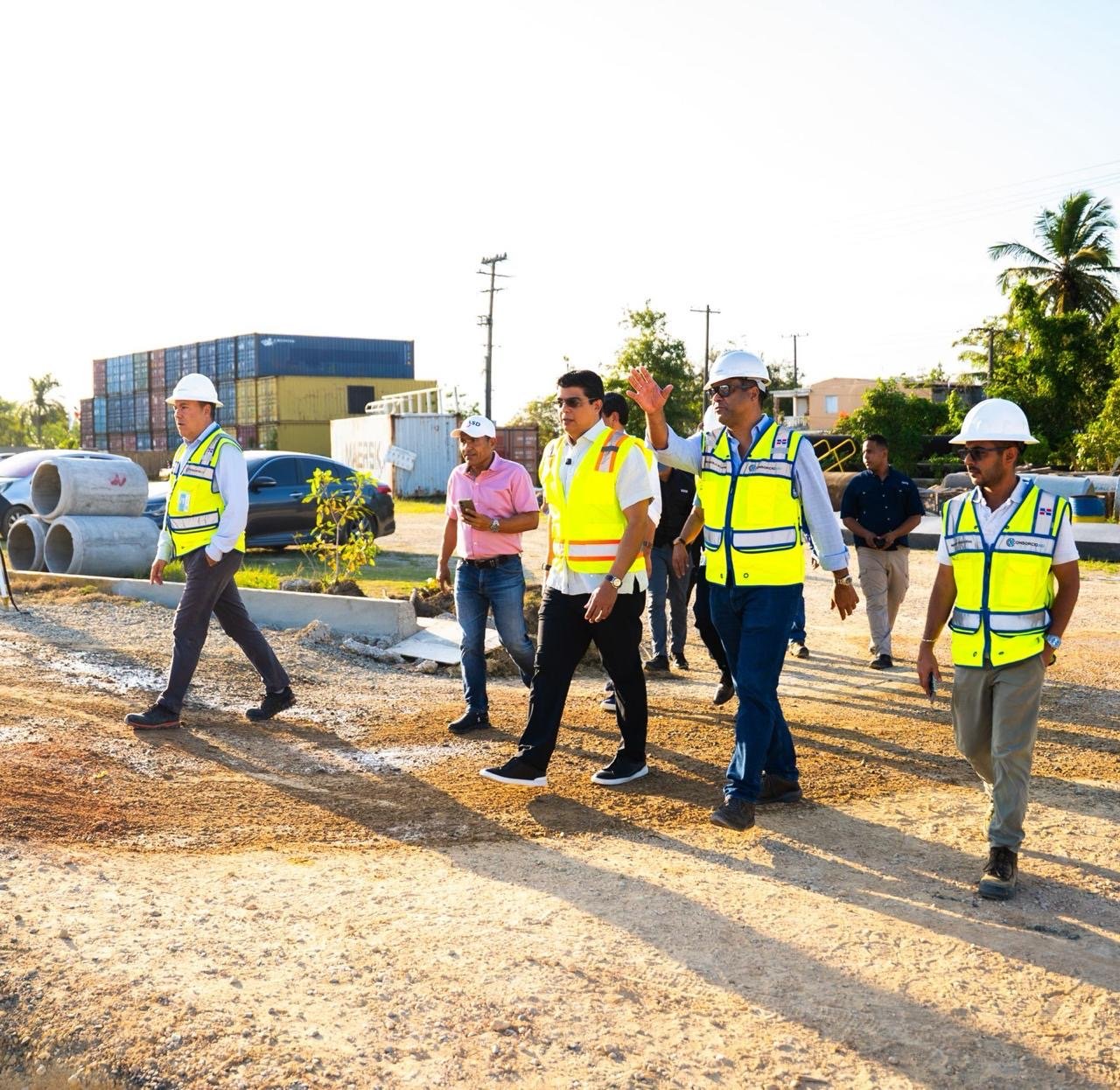 CAASD avanza trabajos en la avenida San Vicente de Paúl   