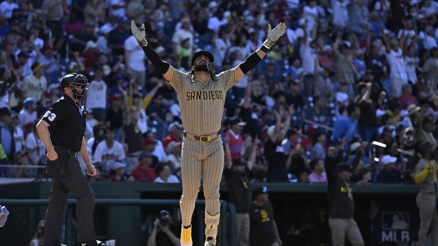 ¡Llegó el primero! Fernando Tatis Jr. dispara su primer jonrón de la temporada