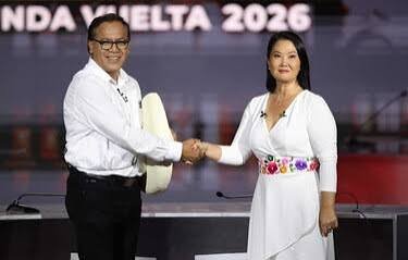 Perú inicia votación para elegir entre Keiko Fujimori y Roberto Sánchez