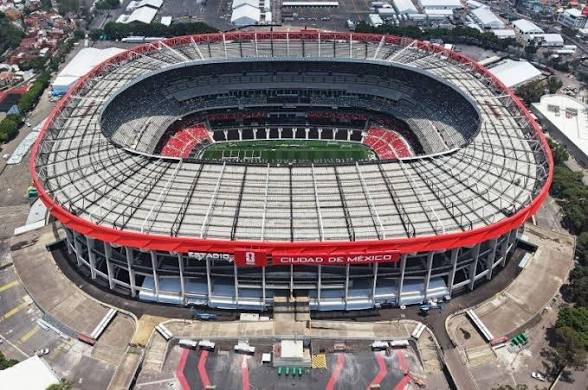 México estrena esta tarde el mayor Mundial de la historia entre el fútbol y la protesta social