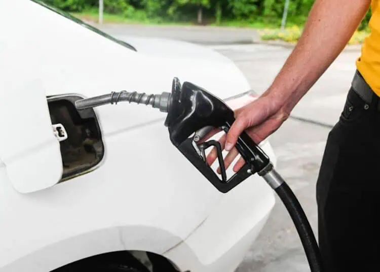 Confianza Del Consumidor En Estados Unidos Mejora Tras Baja De La Gasolina