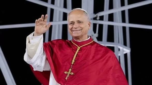 El papa insta a "visitar a los mayores" ante "la dolorosa sensación de ser olvidados"