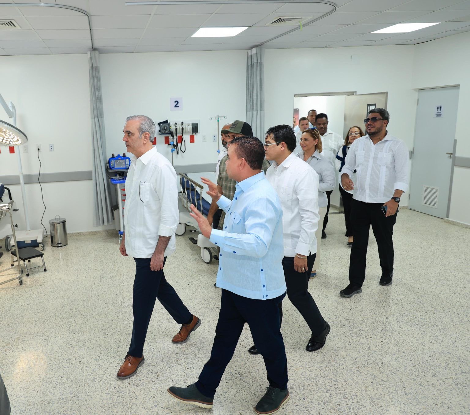 Presidente Abinader encabeza entrega del remozamiento y ampliación del Hospital Periférico Dr. Antonio Trueba en Santiago