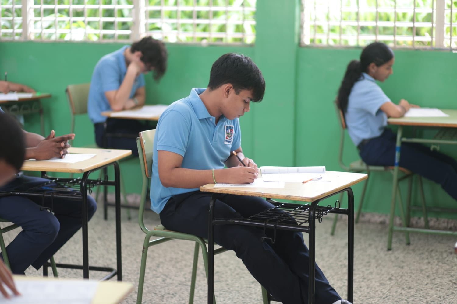 Ministerio de Educación convoca a más de 111 mil estudiantes para la primera convocatoria de las Pruebas Nacionales 2026 