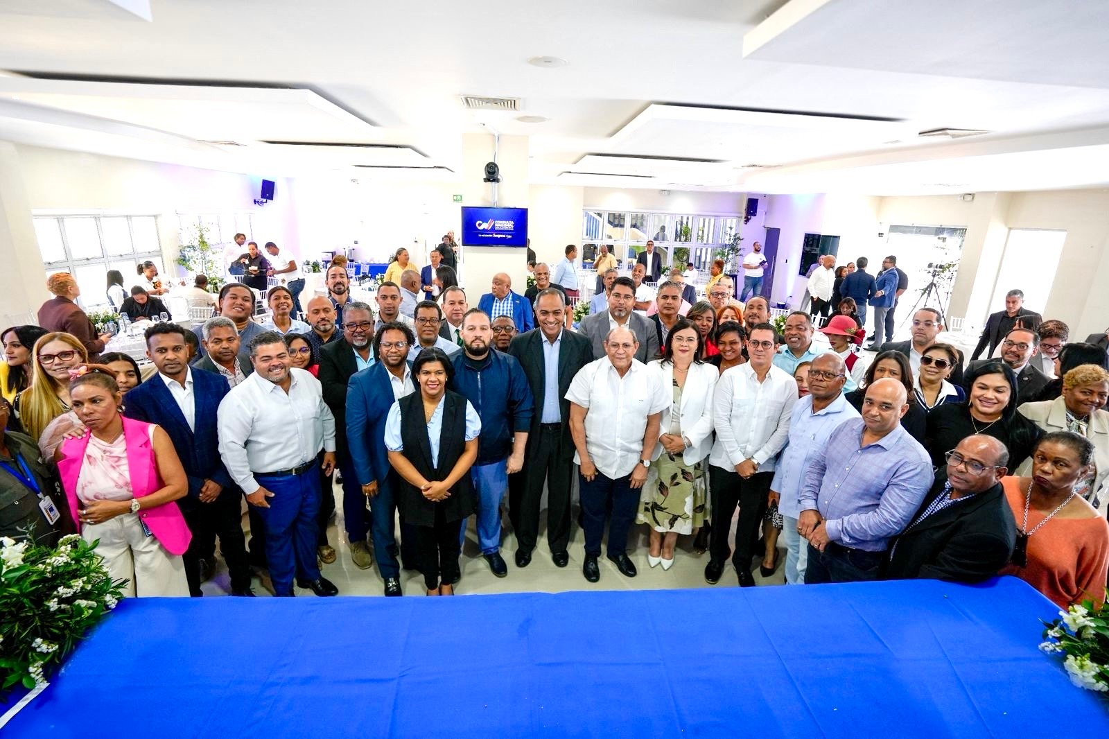 Medios digitales conocen ejes que impulsan la transformación educativa en República Dominicana