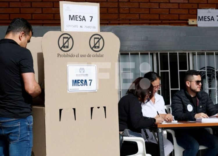 Colombia vota para elegir al presidente que sucederá a Gustavo Petro