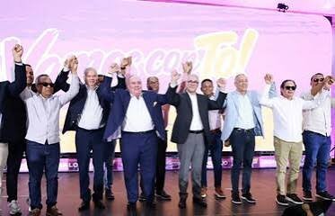 Charlie Mariotti declina su aspiración presidencial y respalda el proyecto de Gonzalo Castillo