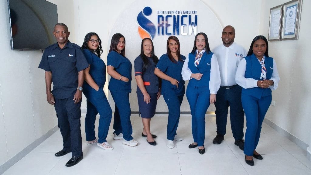 Renew celebra nueve años de excelencia y es reconocida como Empresa Caribeña del Año 2026