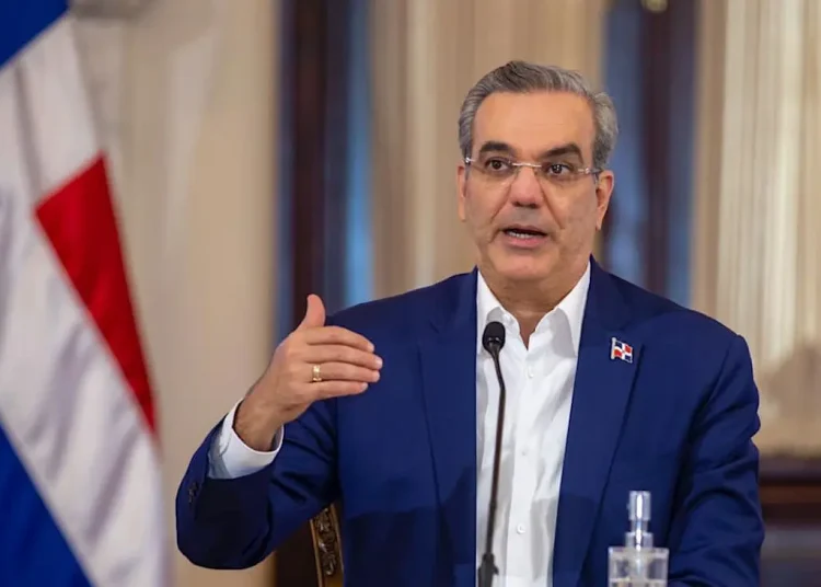 Luis Abinader anuncia operativo para facilitar retorno de dominicanos desde Venezuela tras terremotos
