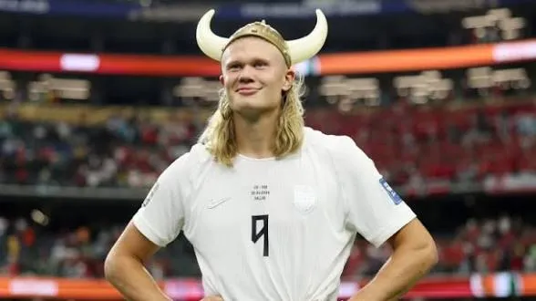 Noruega con gol de Haaland avanza a los octavos de final
