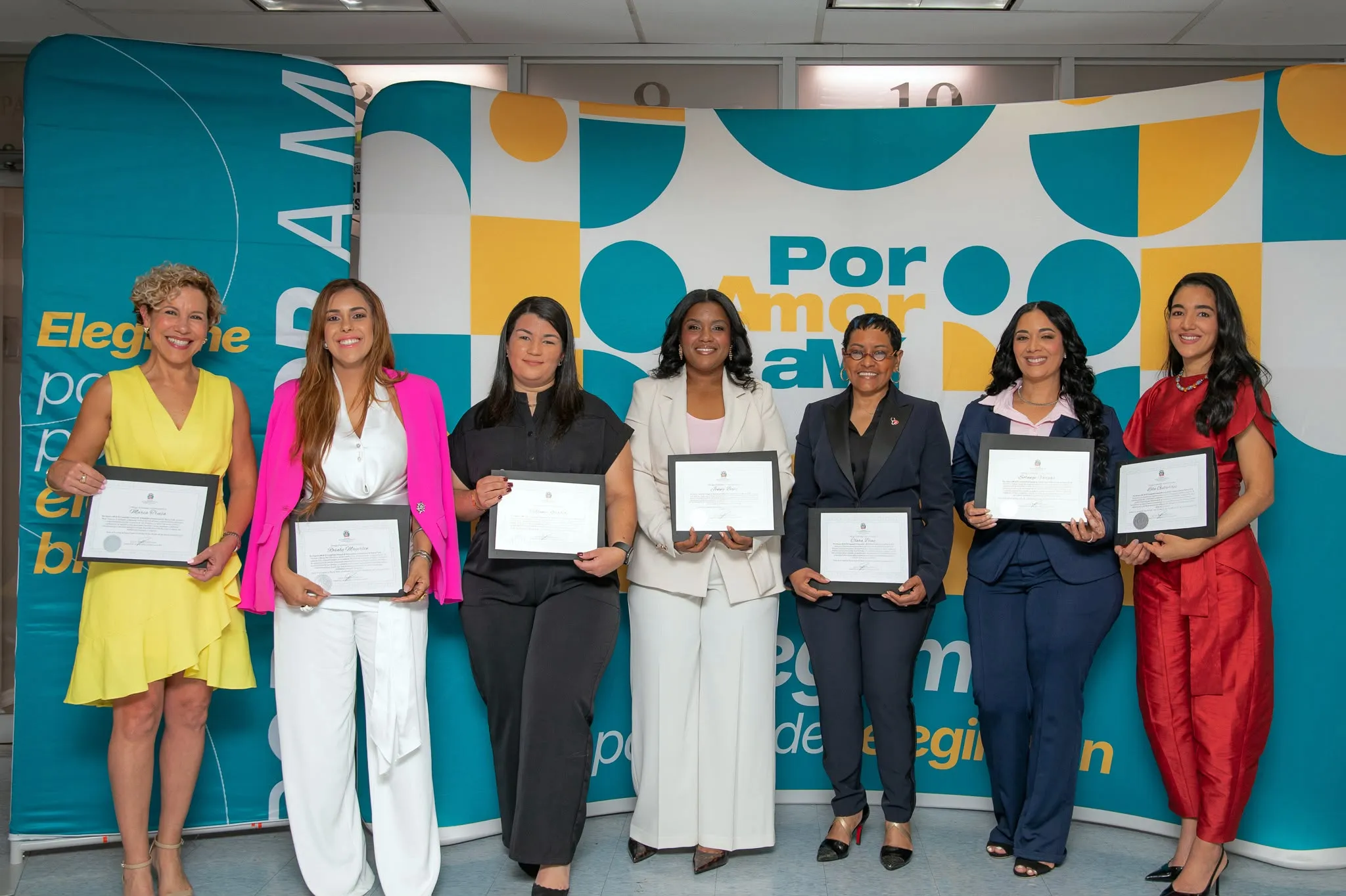 Consulado Dominicano en Nueva York acoge el lanzamiento de Por Amor a Mí, una iniciativa que impulsa el amor propio y el desarrollo humano