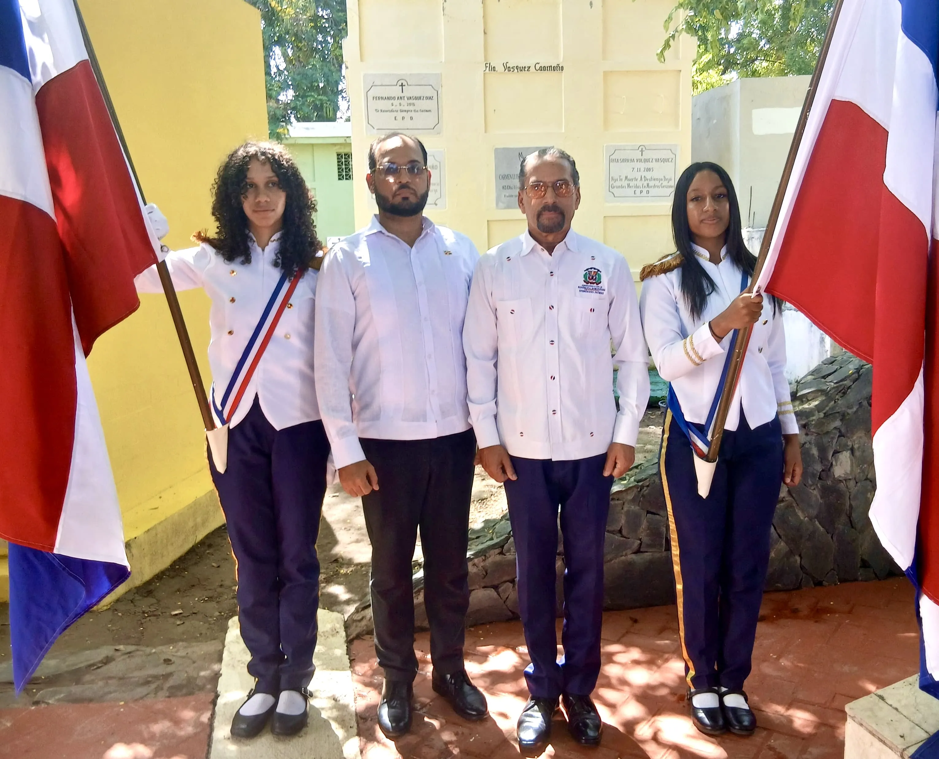 Efemérides Patrias realiza actos en el lugar donde hace 165 años fusilaron a Francisco del Rosario Sánchez 
