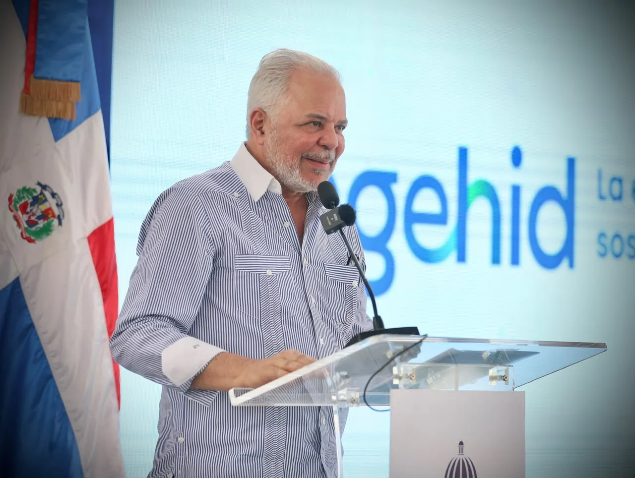 Presidente Abinader inaugura carretera Cruce Los Quemados que mejora la conectividad e impulsa el desarrollo de cientos de familias y productores agrícolas de Santiago Rodríguez
