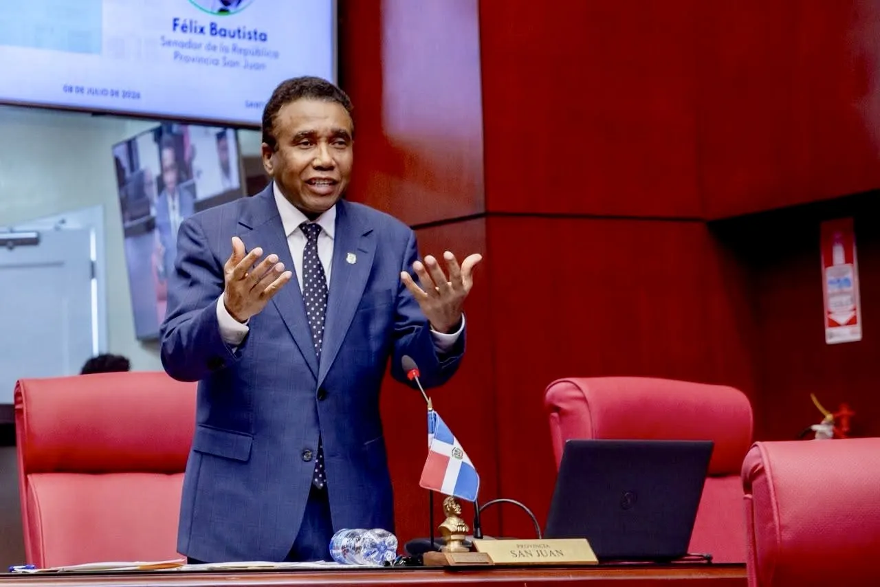 Fija posición el Senador Félix Bautista referente a la Libertad de Expresión 