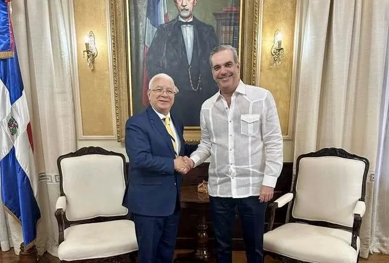 Tomás Hernández Alberto defiende gestión del Presidente Luis Abinader,  y llama a valorar los avances del país 