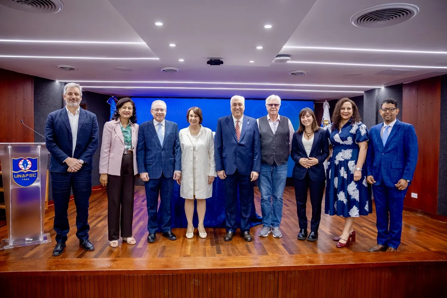 Histórico acuerdo entre la academia y el sector comercial impulsa la transformación del retail dominicano