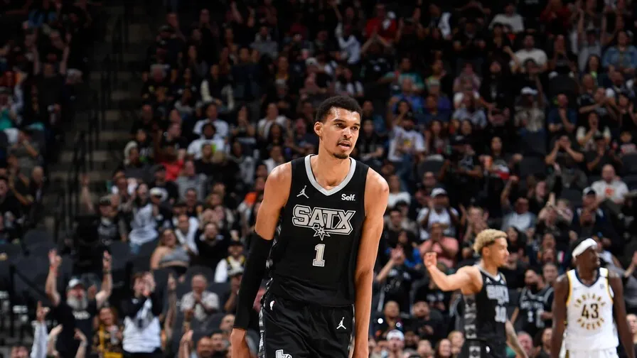 Wembanyama ata su futuro a los Spurs por US$252 millones; "Estoy aquí para quedarme", dijo