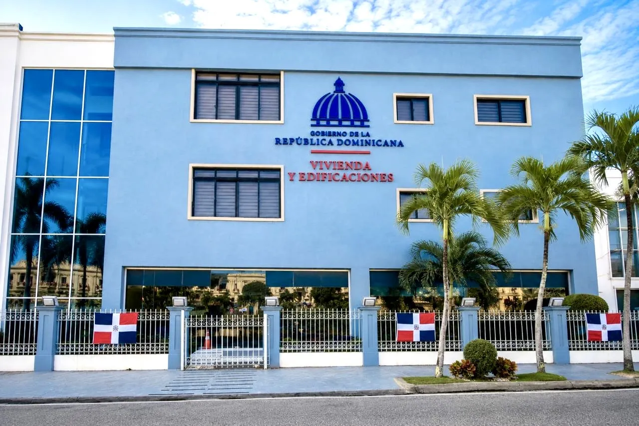 MIVHED viabiliza proyectos privados por más de RD$330 mil millones durante el primer semestre de 2026; avanza modernización de la permisología