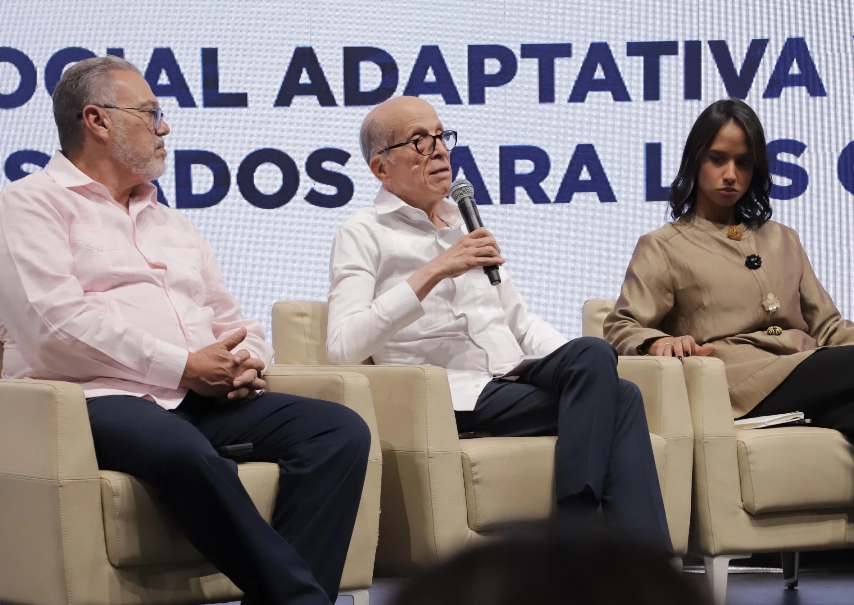 Max Puig explica que adaptación al cambio climático es fundamental en políticas de protección social