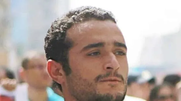 Egipto confirma pena de año de prisión a activista tras criticar condiciones carcelarias