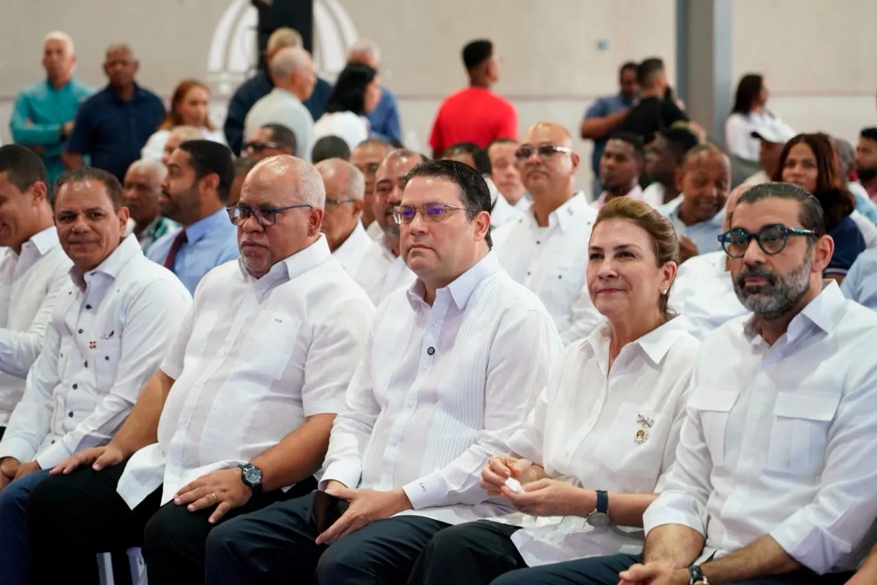 Gobierno supera RD$900 millones en créditos a microempresarios en este año   