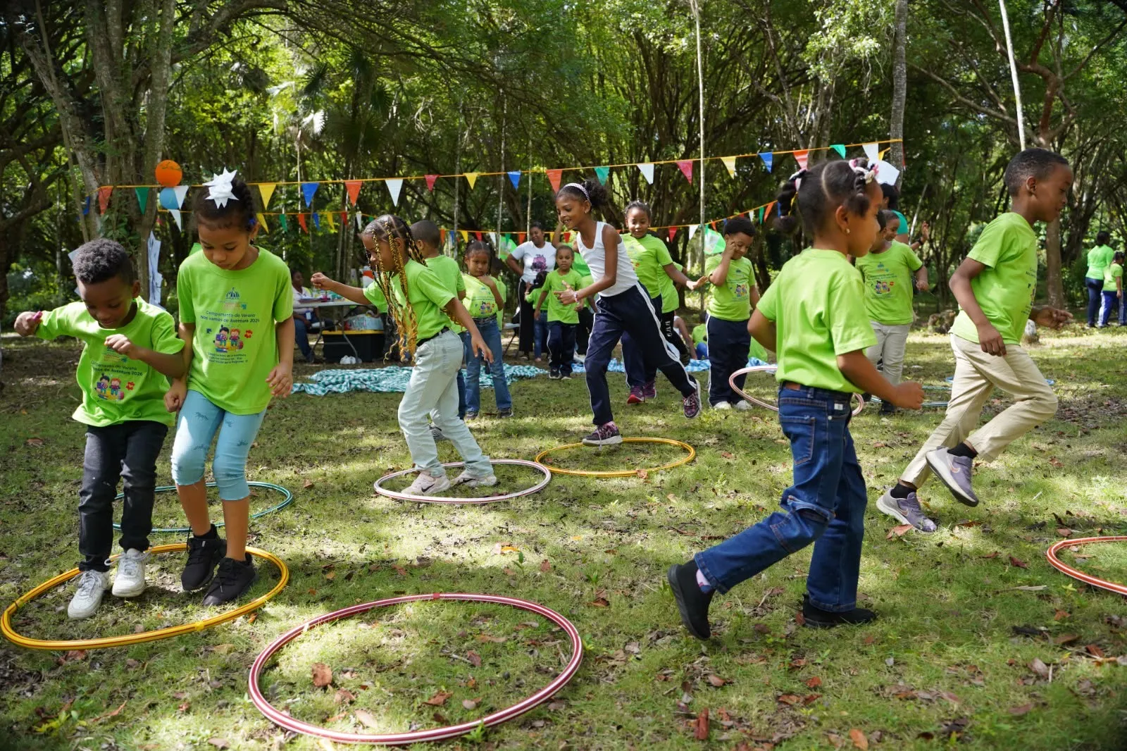 Ministerio de Educación fortalece los aprendizajes de miles de estudiantes a través de campamentos de verano
